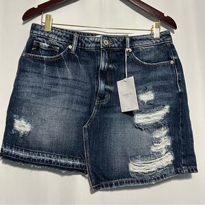 KanCan High Rise Distressed Asymetric Hem Denim Mini Skirt Size Large NWT